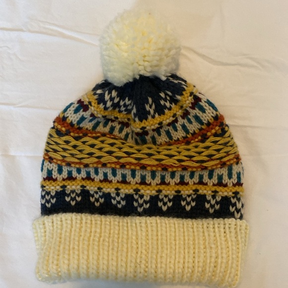 Burton Womens Walden Beanie knitted with Pom Pom OS - Picture 6 of 7